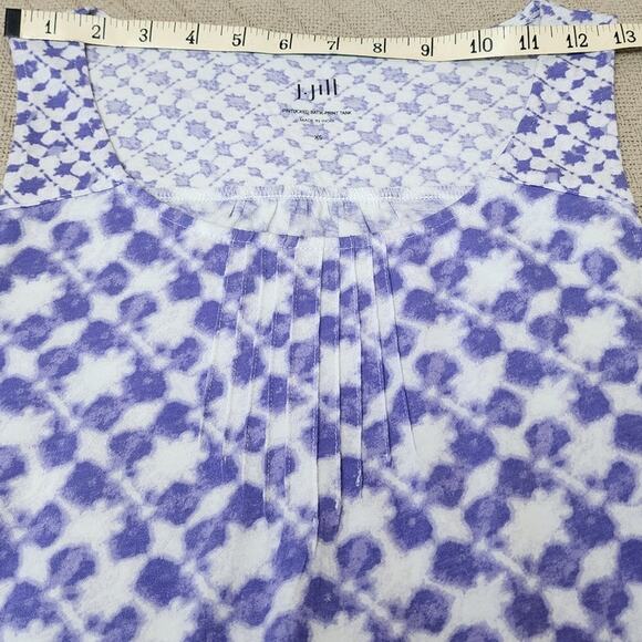 J Jill Scoop Neck Pintucked Purple and White Batik Tank Top Women's Size XS - Picture 5 of 8